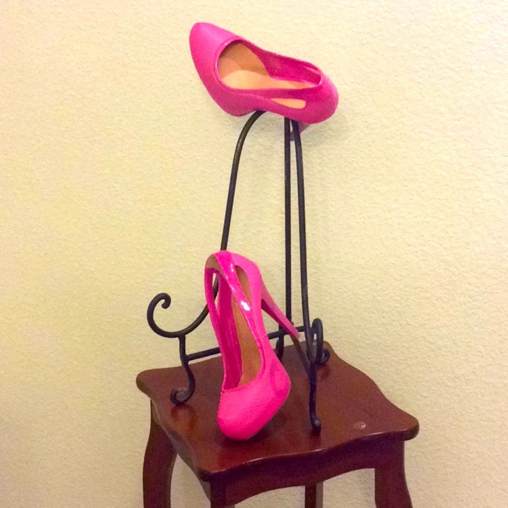 Cute high heels shoes